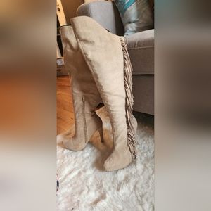 Qupid Fringe Boots Size 6.5 Womens High Heel Shoes Beige Knee Heels